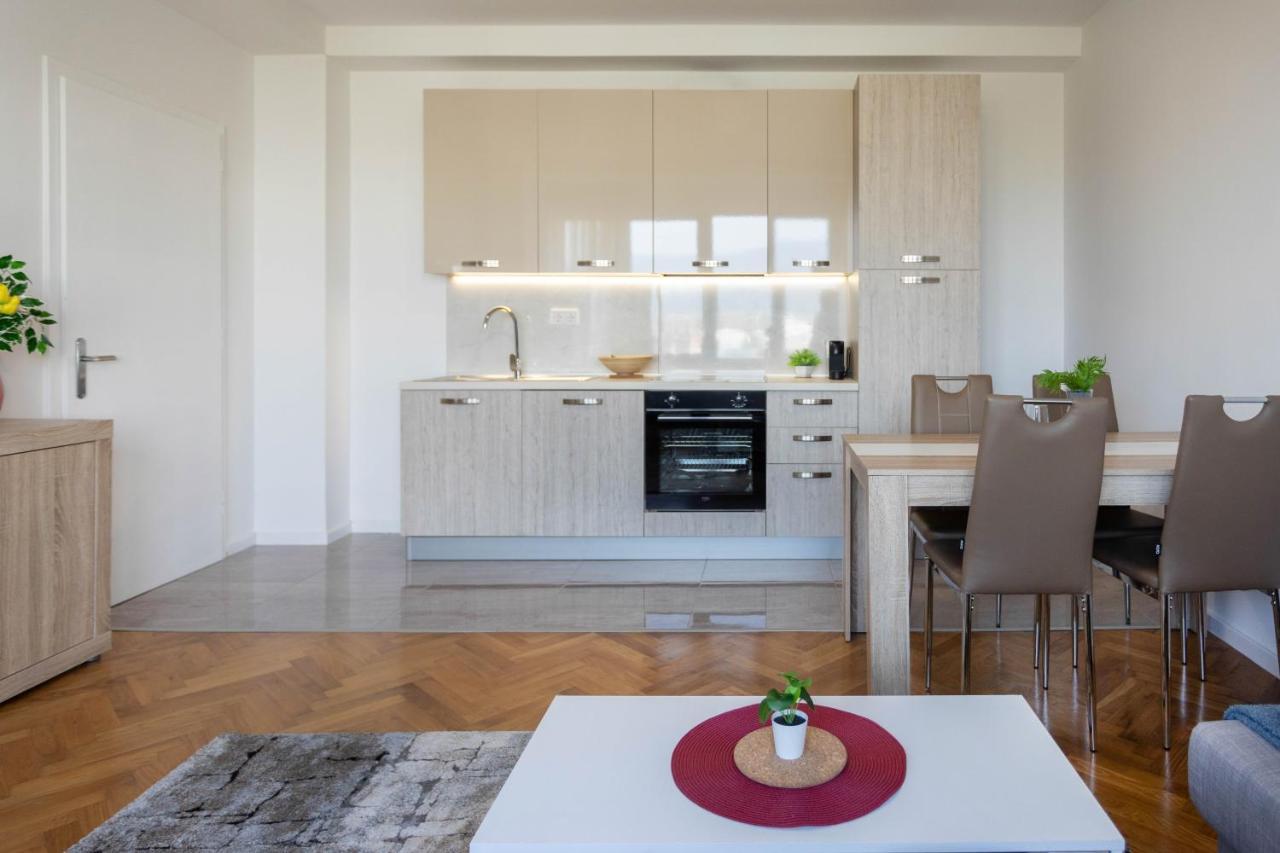 Spacious 2Bdr Apartment- Skyline View Zagreb Eksteriør bilde
