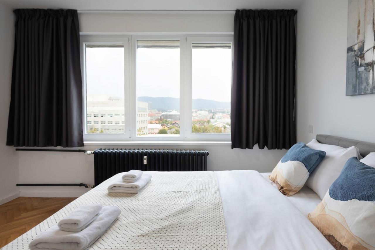 Spacious 2Bdr Apartment- Skyline View Zagreb Eksteriør bilde